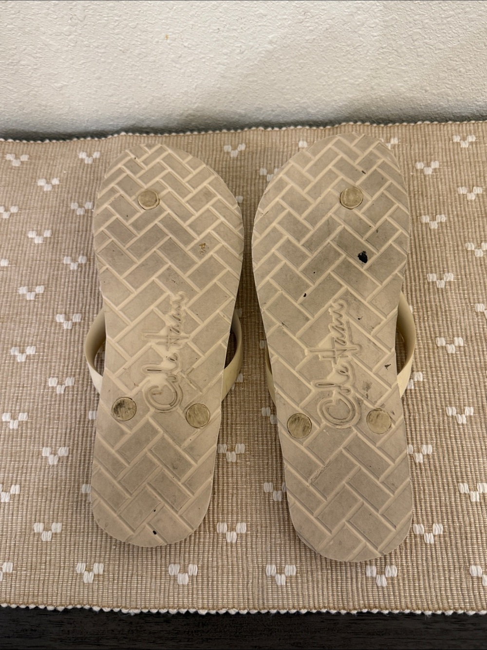 Cole Haan Womens 8B Geometric Buckle Flip Flop Sandals Cream D28449 - Picture 7 of 8